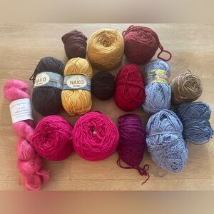 YARN DELUXE LOT OF ASSORTED COLORS, TYPES, BRANDS, SKEIN NEW & PRE-OWN